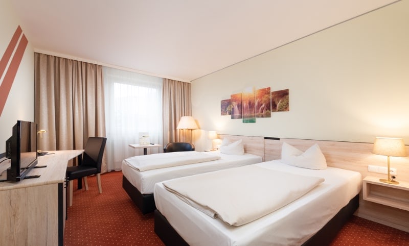 Novina hotel suedwestpark nuernberg zimmer