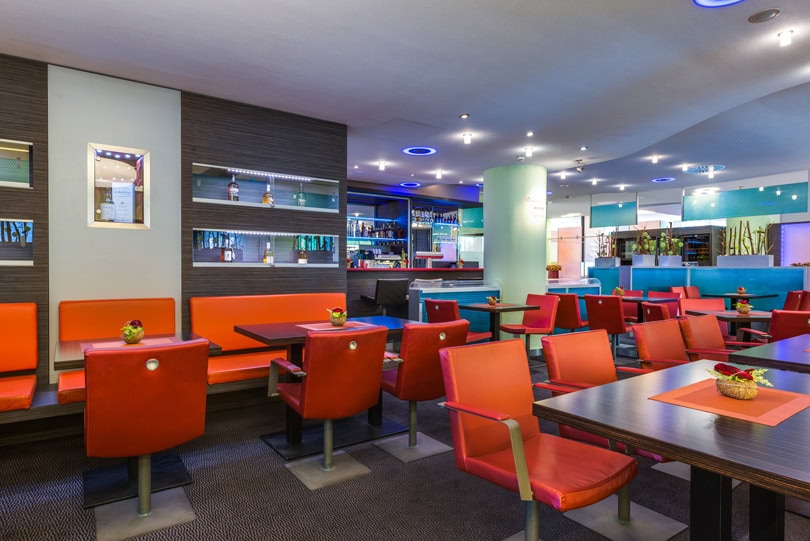Woehrder see restaurant bar
